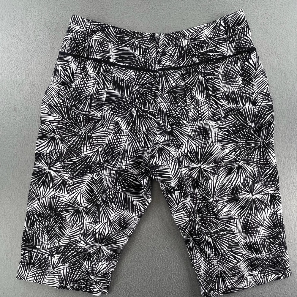Ruby Rd Women Shorts Linen Rayon Blend 16 Black White Tropical Palm Leaf Bermuda